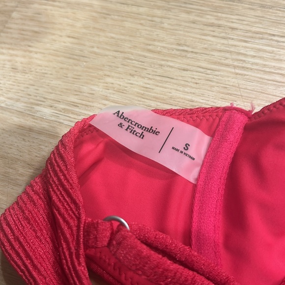 Abercrombie & Fitch Hot Pink Bikini Top - Picture 4 of 4
